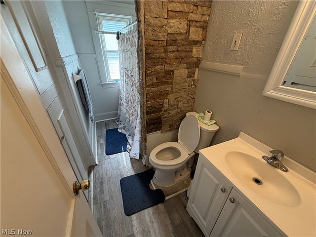 3308 W 90th Street, Cleveland, OH 44102