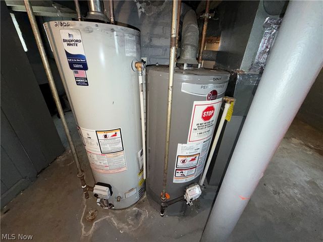 3308 W 90th Street, Cleveland, OH 44102