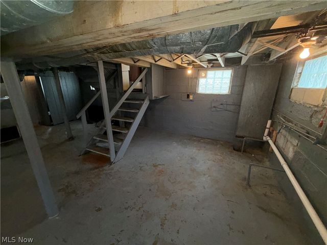 3308 W 90th Street, Cleveland, OH 44102