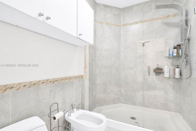 10824 NW 84th St 10824, Doral, FL 33178