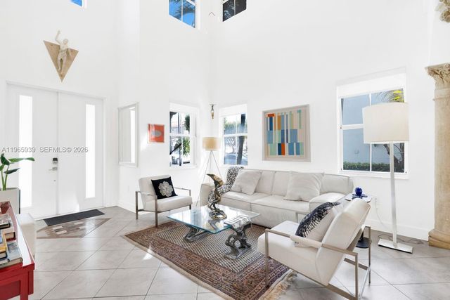 10824 NW 84th St 10824, Doral, FL 33178