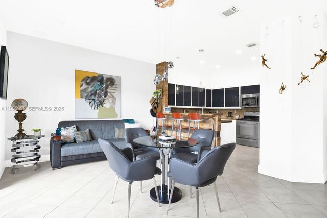 10824 NW 84th St 10824, Doral, FL 33178