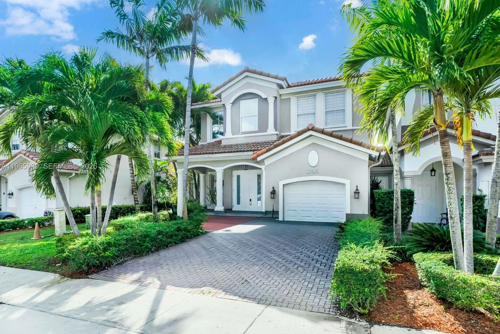 10824 NW 84th St 10824, Doral, FL 33178