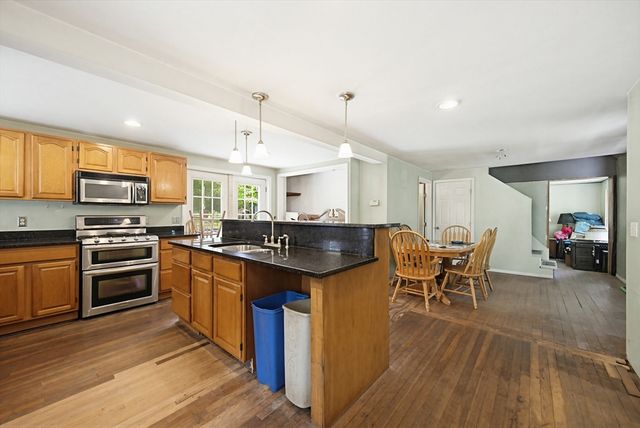 41 Jordan Road, Franklin, MA 02038