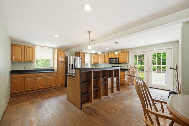 41 Jordan Road, Franklin, MA 02038