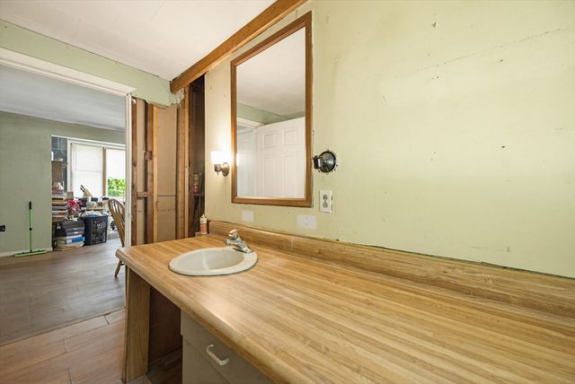 41 Jordan Road, Franklin, MA 02038