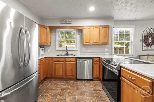 1001 Debbie Street, Savannah, GA 31410