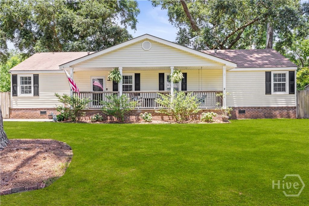 1001 Debbie Street, Savannah, GA 31410