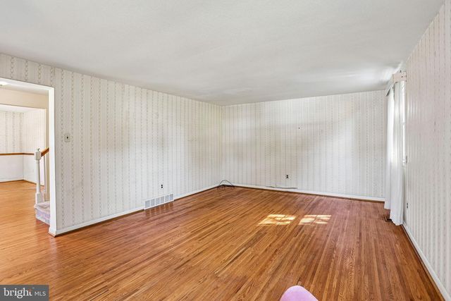625 CAMBRIDGE RD, Brookhaven, PA 19015