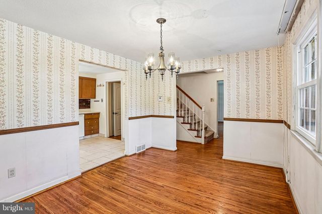 625 CAMBRIDGE RD, Brookhaven, PA 19015