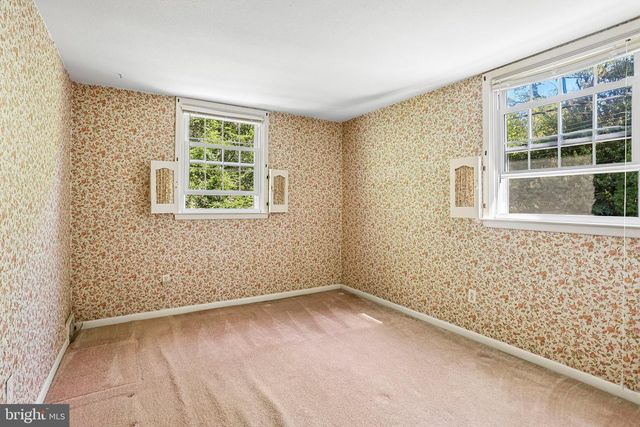 625 CAMBRIDGE RD, Brookhaven, PA 19015