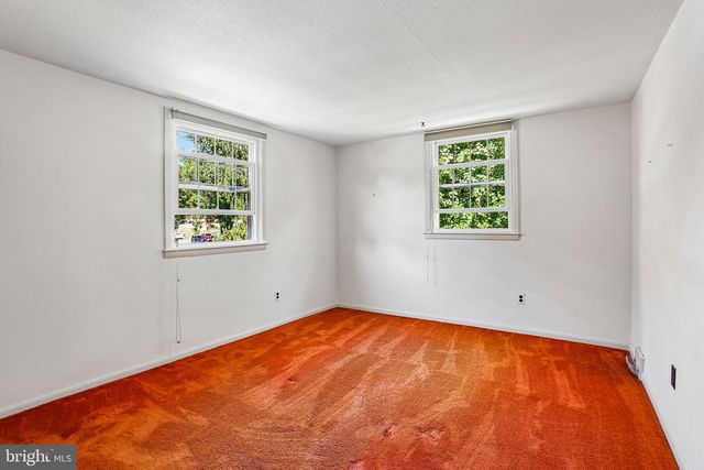 625 CAMBRIDGE RD, Brookhaven, PA 19015