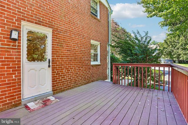 625 CAMBRIDGE RD, Brookhaven, PA 19015