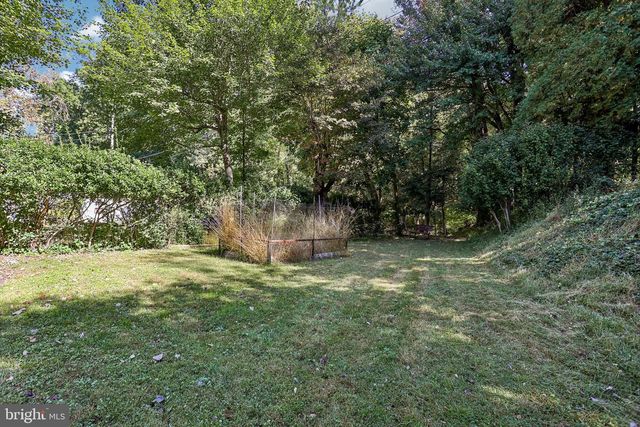 625 CAMBRIDGE RD, Brookhaven, PA 19015
