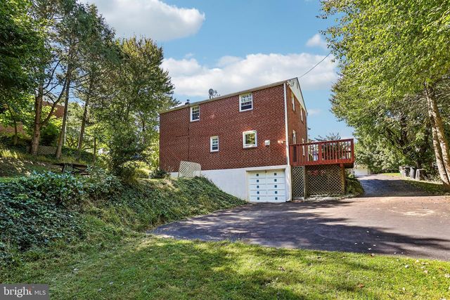 625 CAMBRIDGE RD, Brookhaven, PA 19015