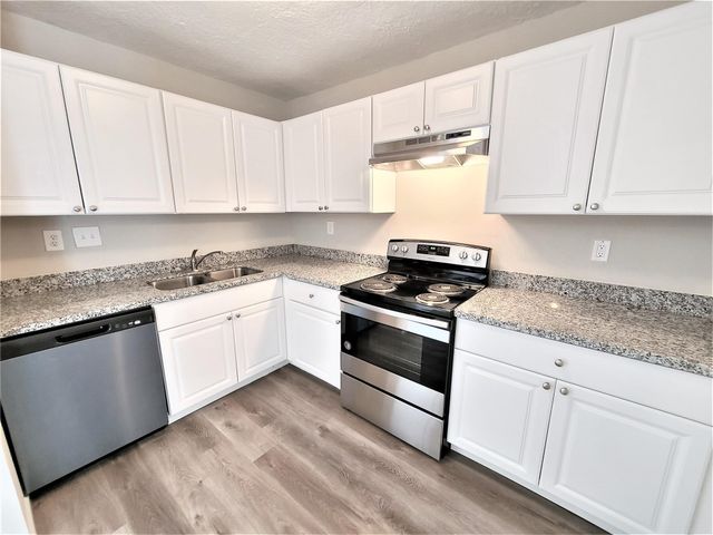 10329 Wicklowe Street, Houston, TX 77016