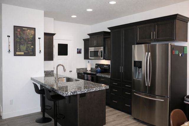 7410 N COTTAGE LN, Eagle Mountain, UT 84005