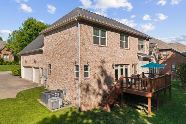 1050 Alice Springs Cir, Spring Hill, TN 37174