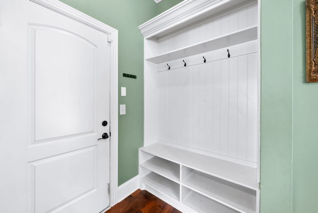 1050 Alice Springs Cir, Spring Hill, TN 37174