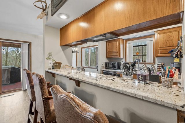 11 Seville Lane, Hot Springs Village, AR 71909