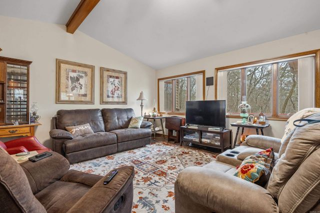 11 Seville Lane, Hot Springs Village, AR 71909