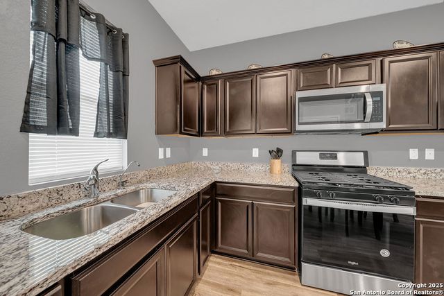 5144 Morning Graze, St Hedwig, TX 78152