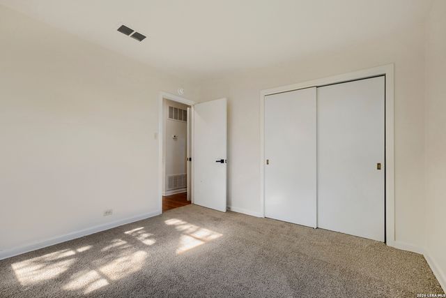 706 Clearview Dr, San Antonio, TX 78228