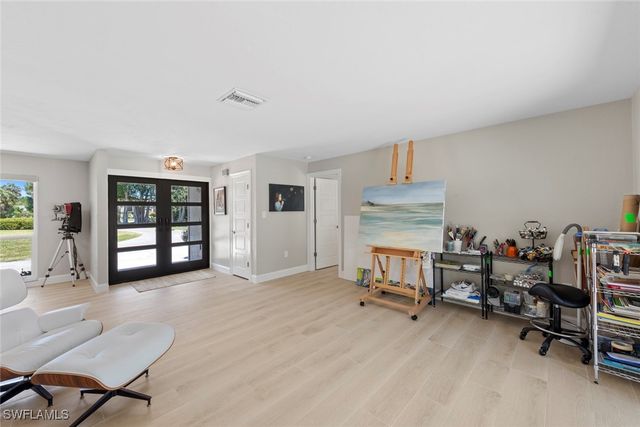 3795 Liberty SQ, Fort Myers, FL 33908