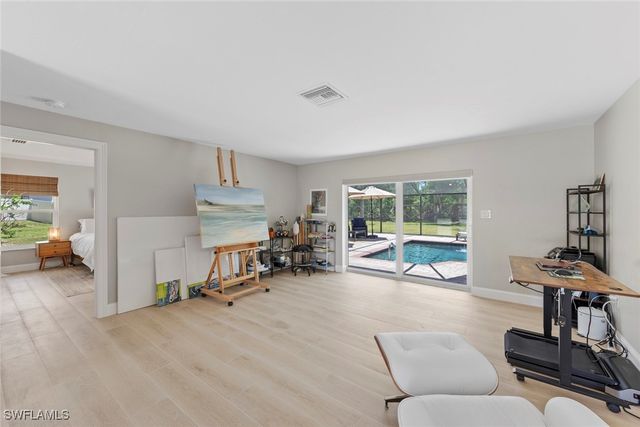 3795 Liberty SQ, Fort Myers, FL 33908