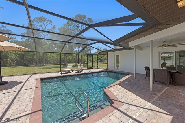 3795 Liberty SQ, Fort Myers, FL 33908