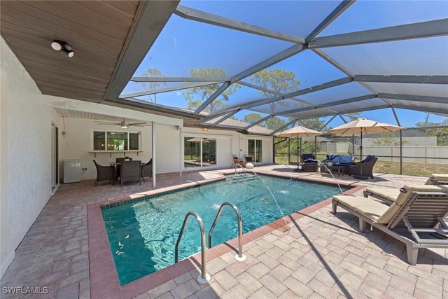 3795 Liberty SQ, Fort Myers, FL 33908
