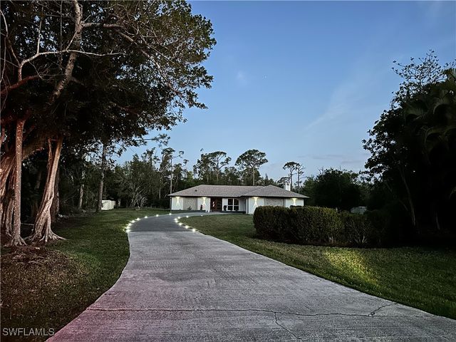 3795 Liberty SQ, Fort Myers, FL 33908