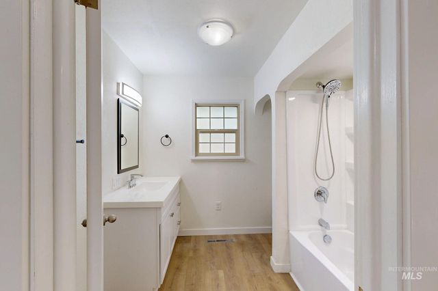 204 N Blaine, Moscow, ID 83843