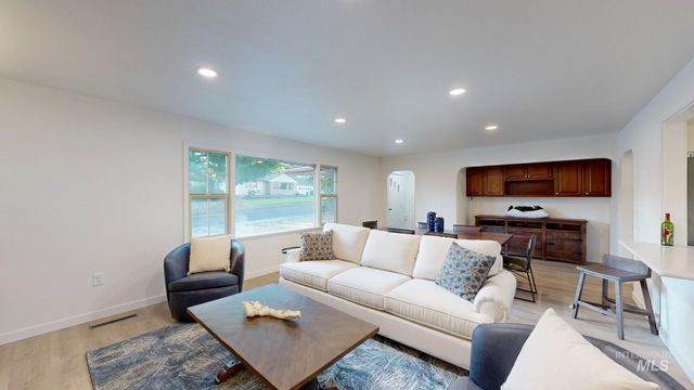 204 N Blaine, Moscow, ID 83843