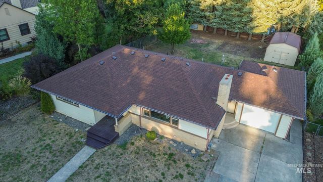 204 N Blaine, Moscow, ID 83843