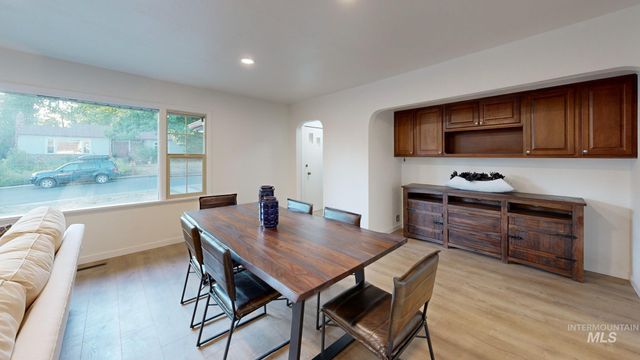 204 N Blaine, Moscow, ID 83843