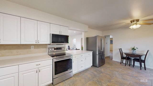 204 N Blaine, Moscow, ID 83843