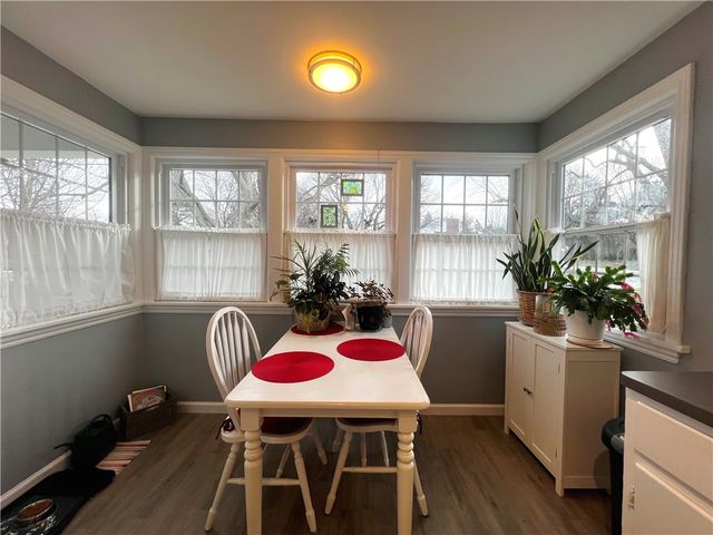 15 Lynnwood Drive, Brighton, NY 14618