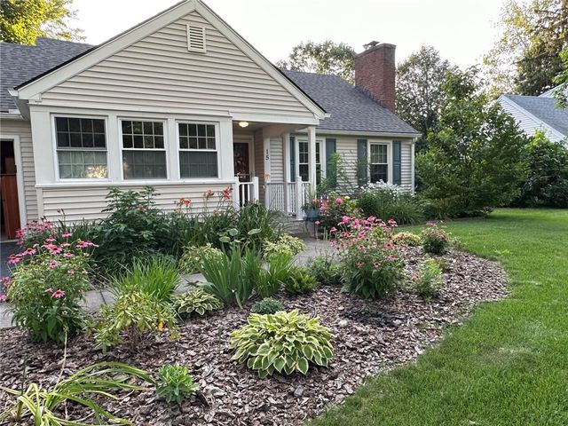 15 Lynnwood Drive, Brighton, NY 14618