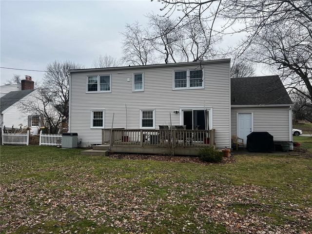 15 Lynnwood Drive, Brighton, NY 14618