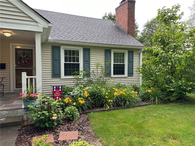 15 Lynnwood Drive, Brighton, NY 14618