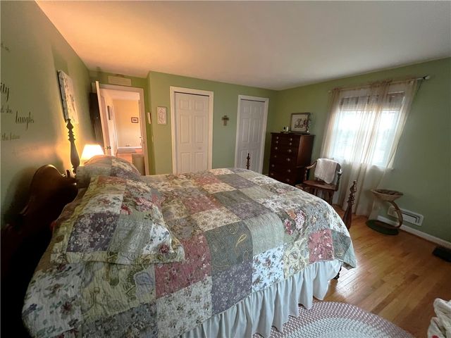 15 Lynnwood Drive, Brighton, NY 14618