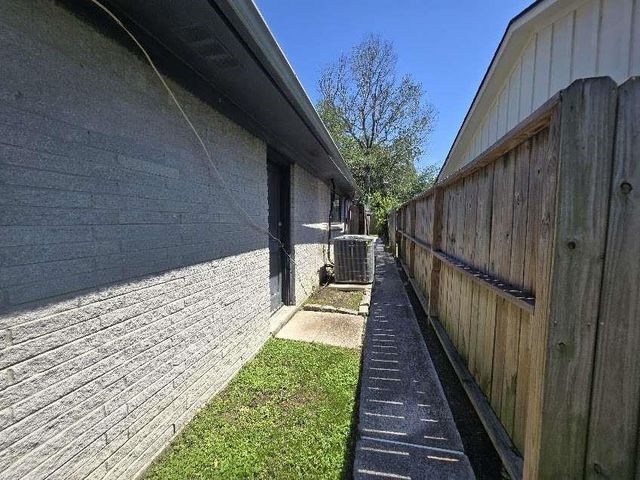 1307 Cactus Street, Baytown, TX 77521