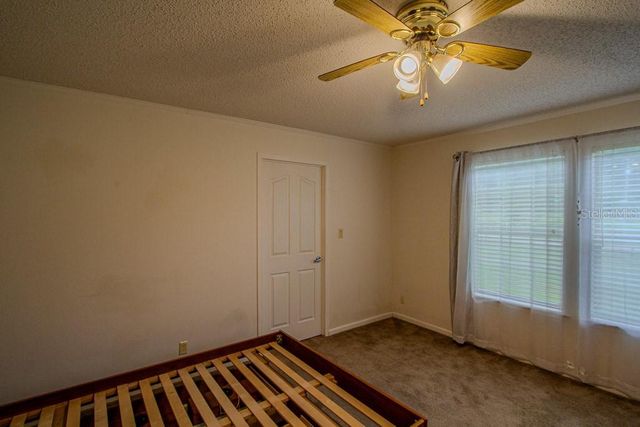 141 SE MAID MARION LANE, High Springs, FL 32643