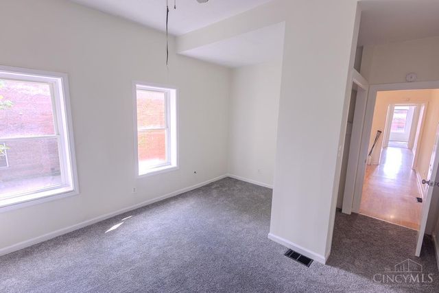 1828 Freeman Avenue, Cincinnati, OH 45214