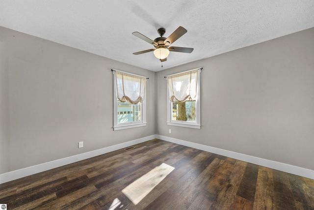 8230 W Lotan Road, Lake City, MI 49651