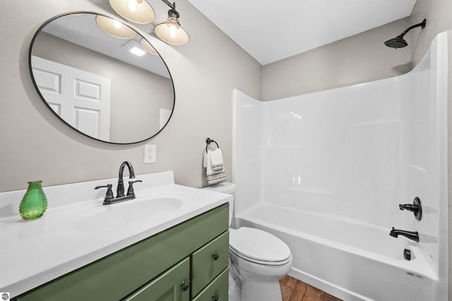 8230 W Lotan Road, Lake City, MI 49651