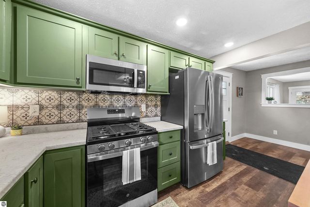 8230 W Lotan Road, Lake City, MI 49651