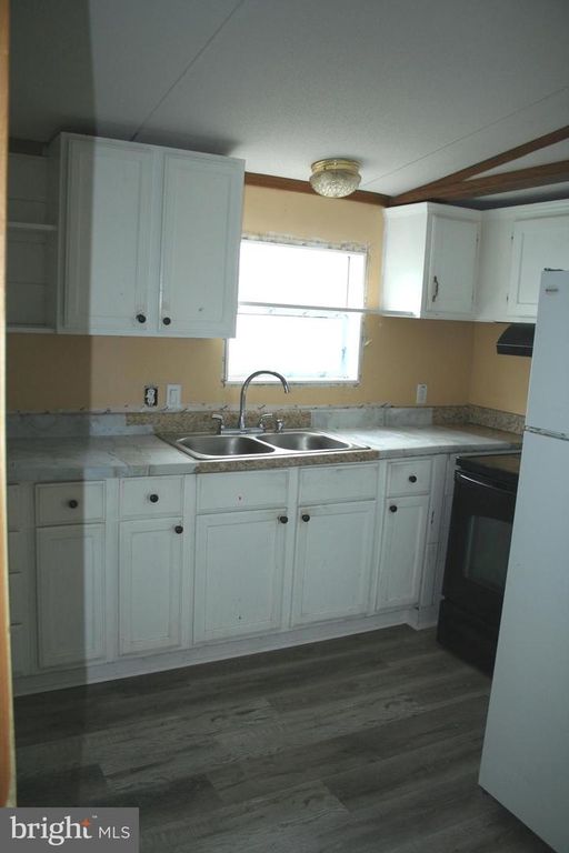 Image 17 of property listing at 5850 BROOK ST, Salisbury, MD 21801