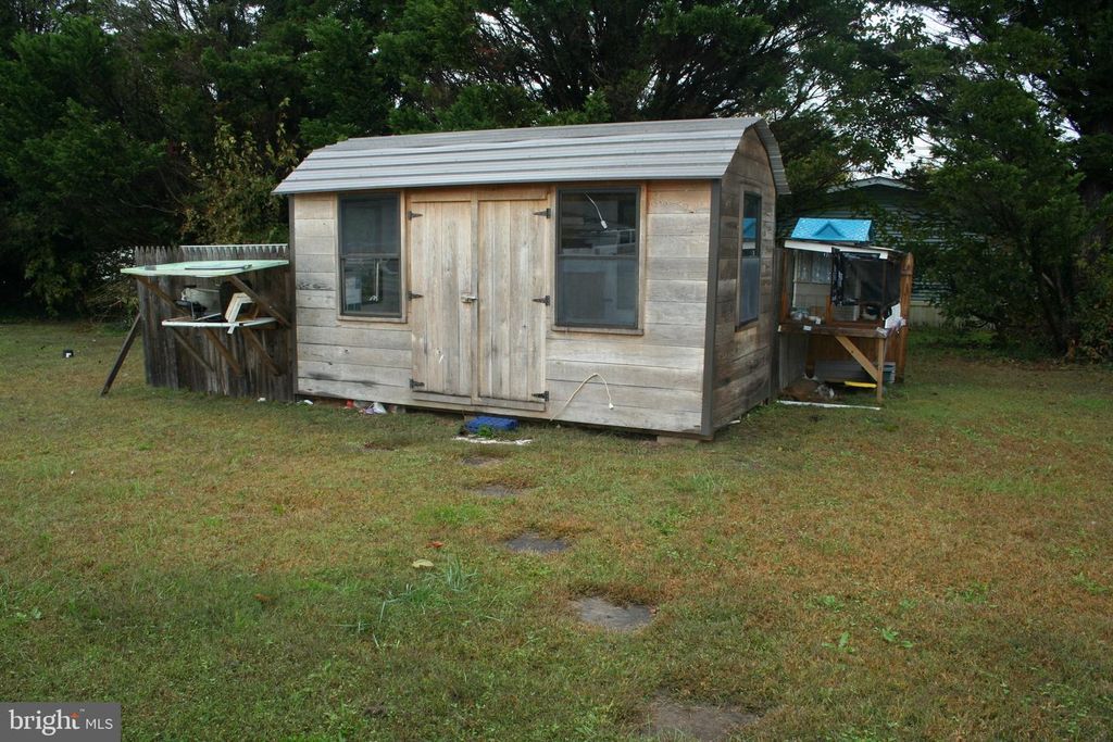 Image 33 of property listing at 5850 BROOK ST, Salisbury, MD 21801